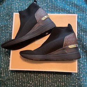 Michael Kors  Skyler Bootie